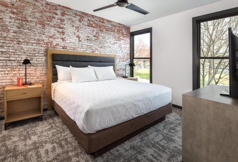 سوییت, Worldmark Portland Waterfront Park