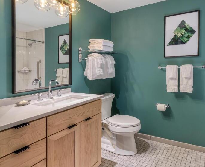 سوئیت پرزیدنت, Worldmark Portland Waterfront Park