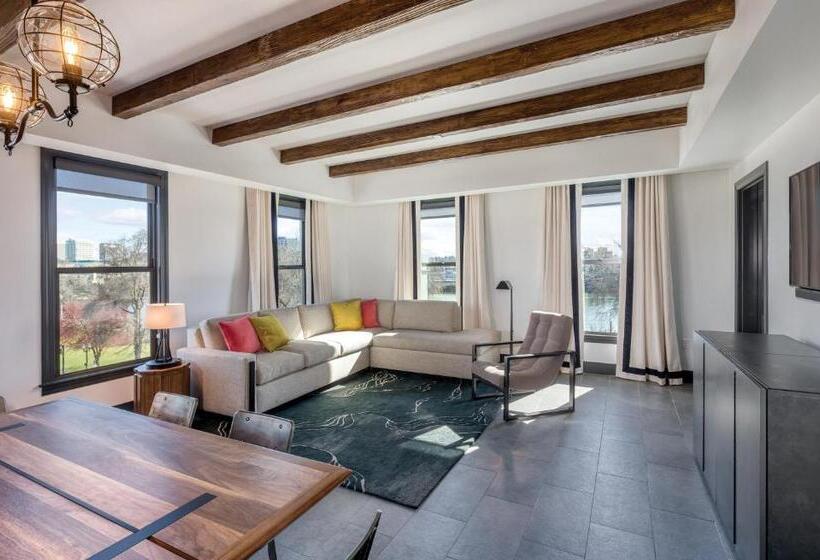 سوئیت 2 خوابه, Worldmark Portland Waterfront Park