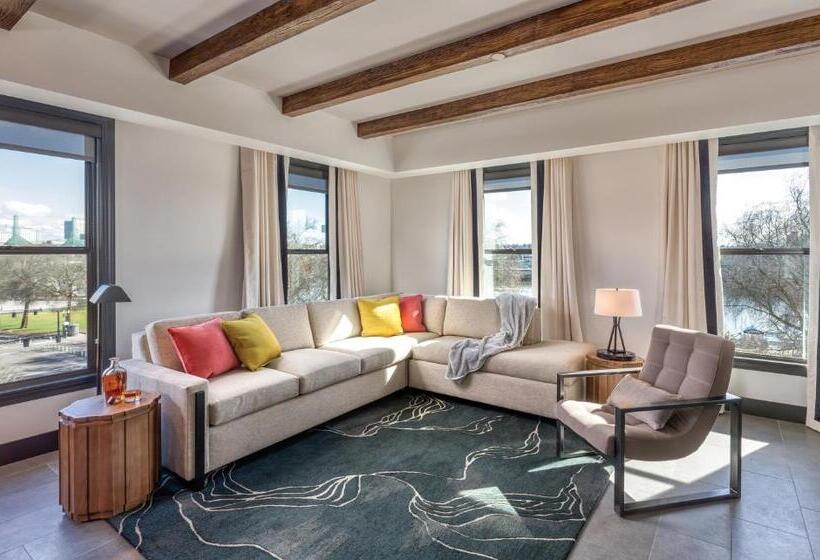 سوئیت 2 خوابه, Worldmark Portland Waterfront Park