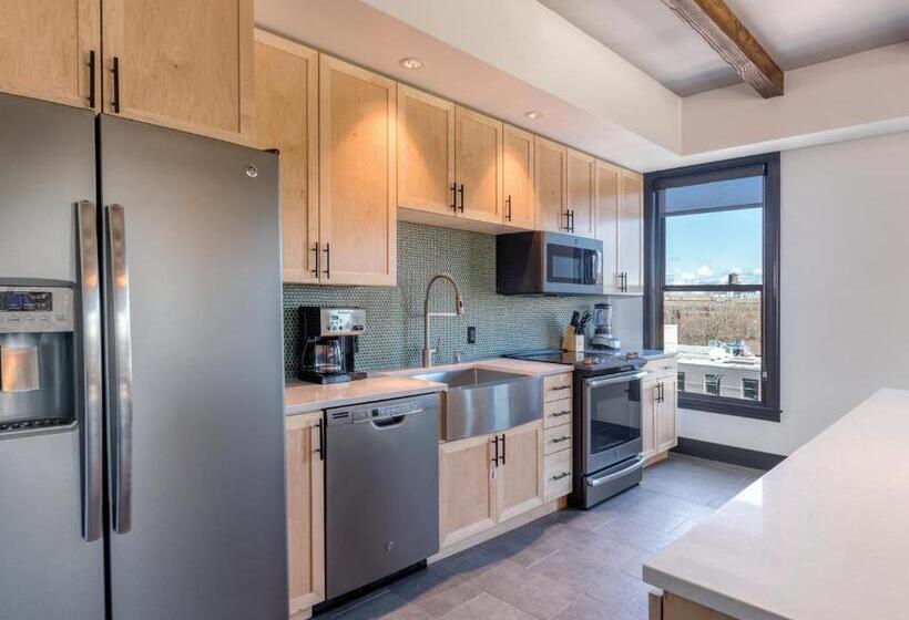 سوئیت 2 خوابه, Worldmark Portland Waterfront Park