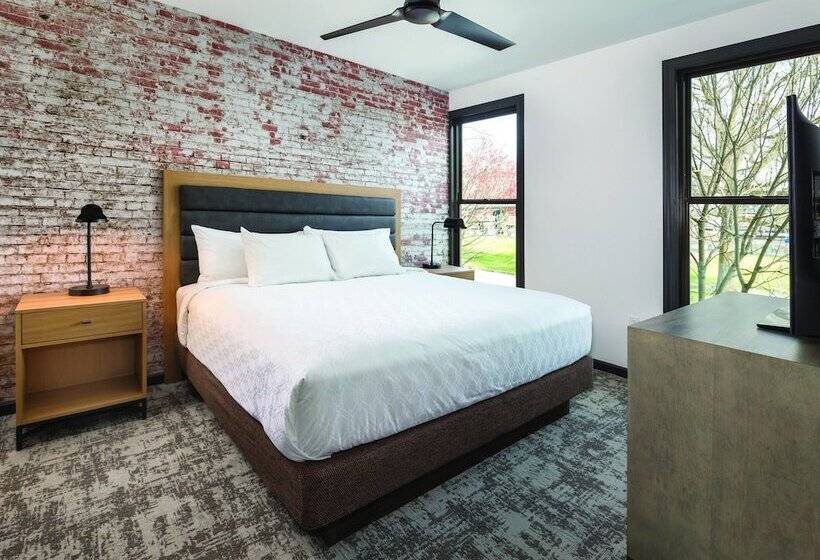 سوییت, Worldmark Portland Waterfront Park