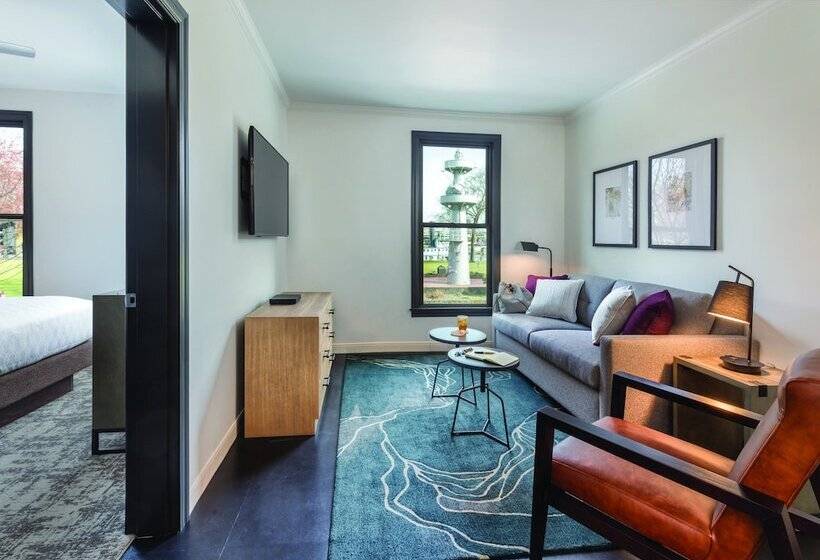 سوییت, Worldmark Portland Waterfront Park