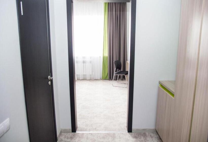 اتاق استاندارد, Aсe