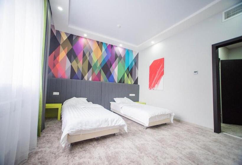 اتاق استاندارد, Aсe