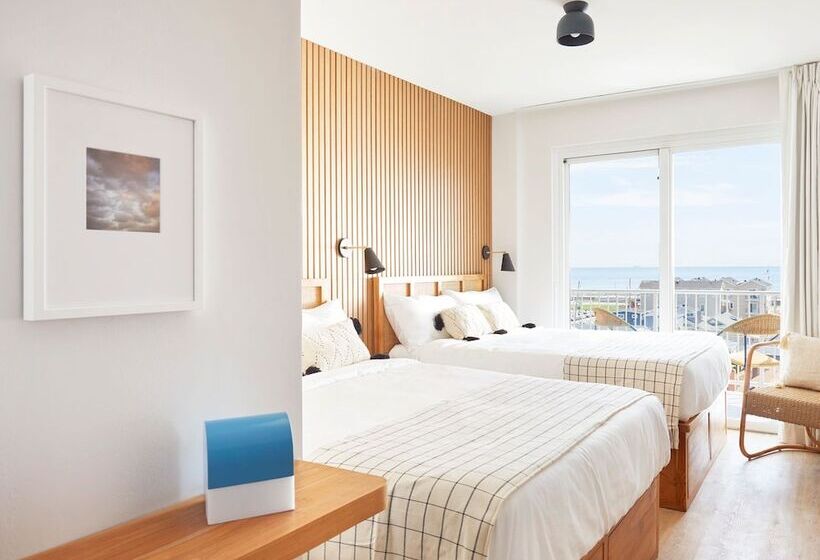 디럭스 룸 바다 전망, The Rockaway