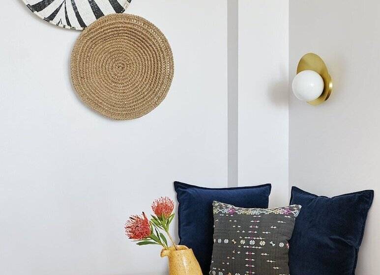 스탠다드 스튜디오 더블 침대, The Rockaway