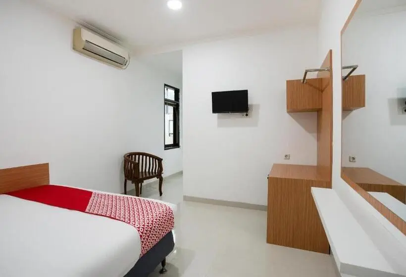 デラックスルーム, Oyo 3209 Hegarbudhi Residence