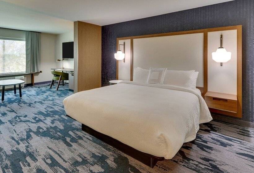 جناح, Fairfield Inn & Suites Warsaw