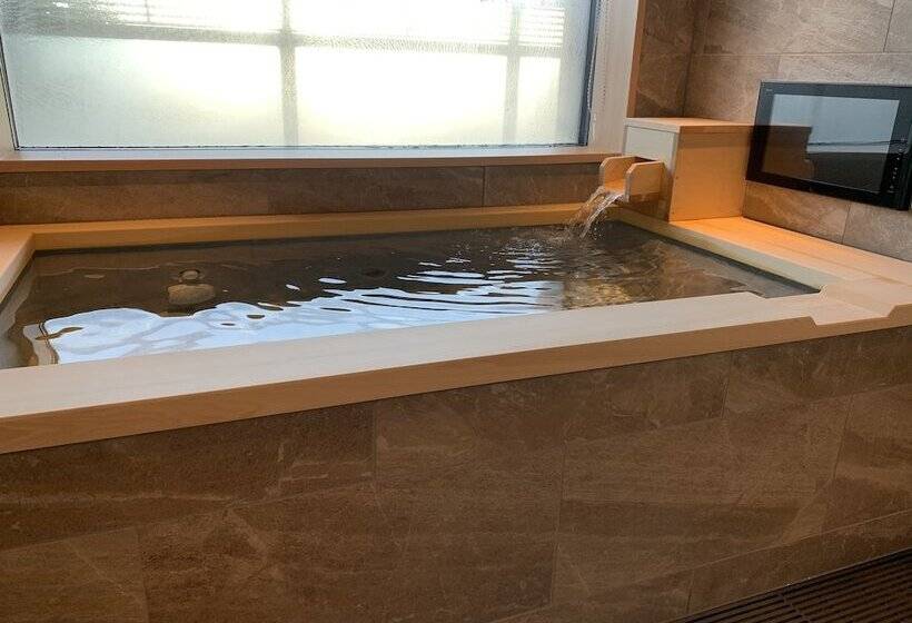 Номер Deluxe, Ikeda Onsen Ryokan Tachikawa