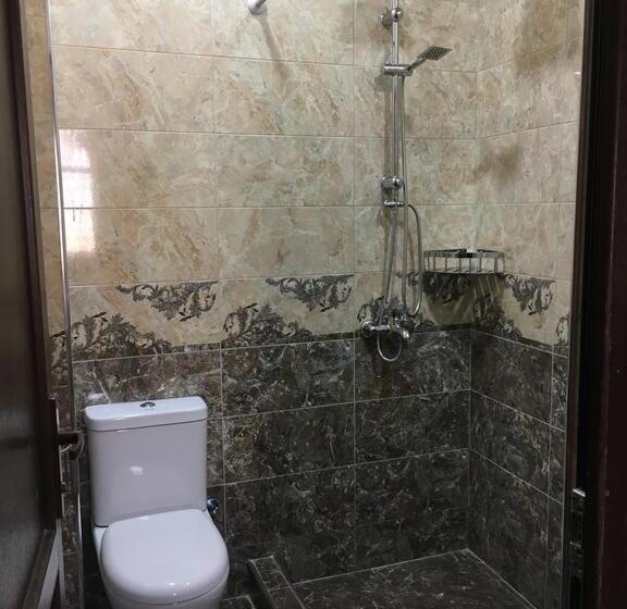 اتاق لوکس, Gricko