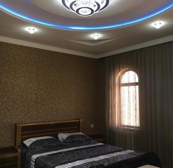 اتاق لوکس, Gricko