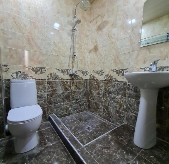 اتاق استاندارد, Gricko