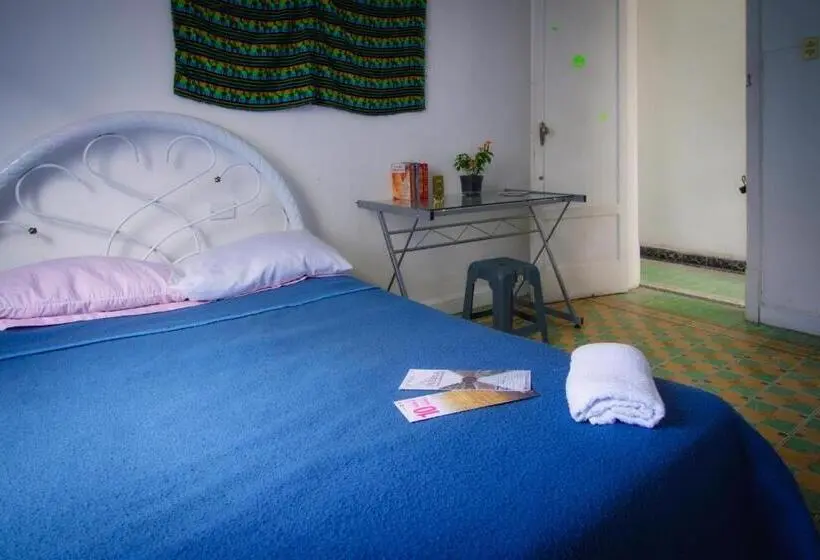 اتاق استاندارد, Hostal Azul Puebla Barrio El Alto