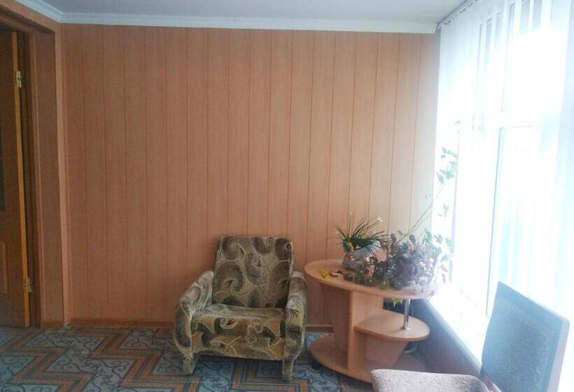 سوئیت با بالکن, санаторій  східницькі карпати