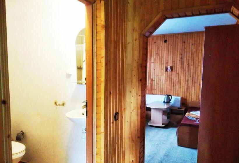 Quarto Familiar, санаторій  східницькі карпати