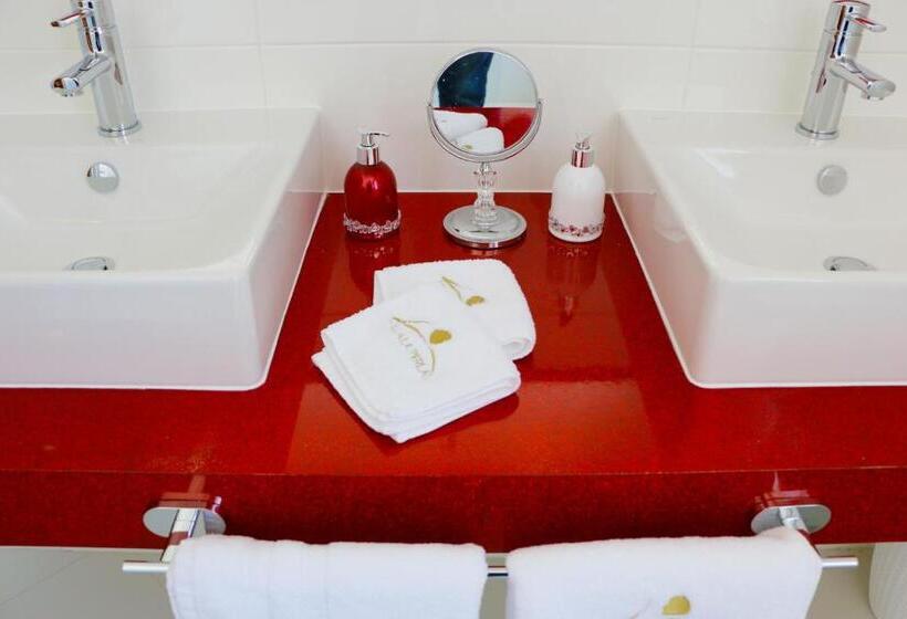 Люкс Deluxe Вид на Море, Villa La Perla