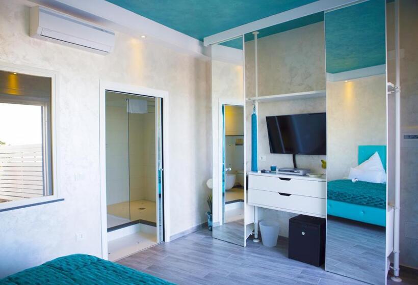 Номер Deluxe Вид на Море, Villa La Perla