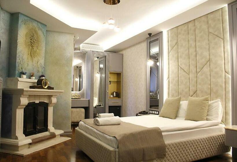 标准间, Cadde 7 Otel