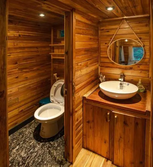 Standard studio with lake view, Blue Lagoon Cat Ba