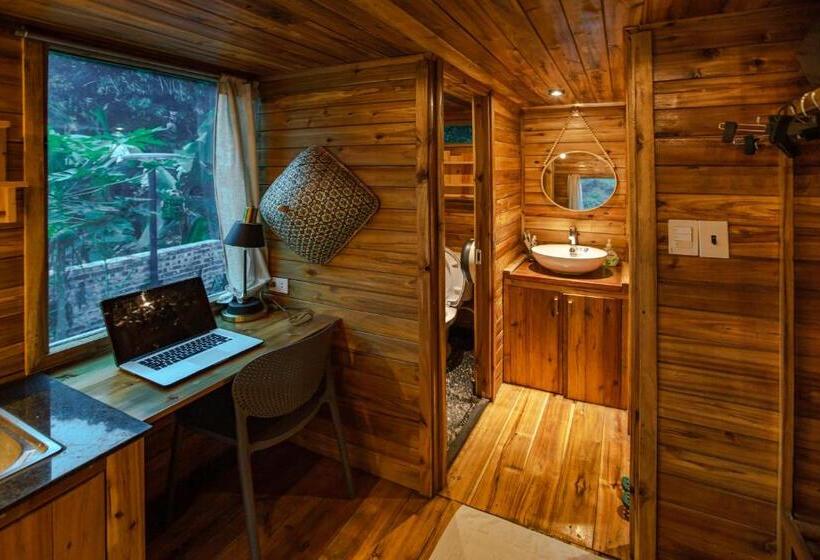 Standard studio with lake view, Blue Lagoon Cat Ba
