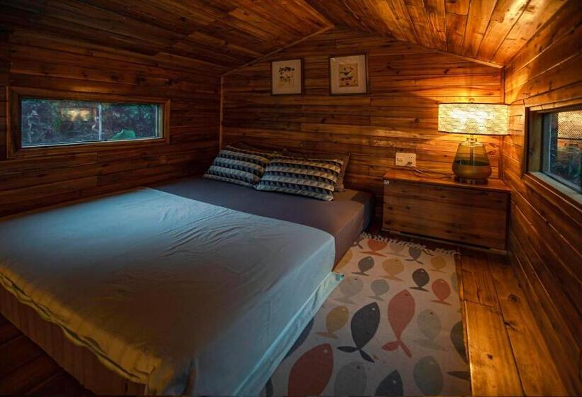 Standard studio with lake view, Blue Lagoon Cat Ba