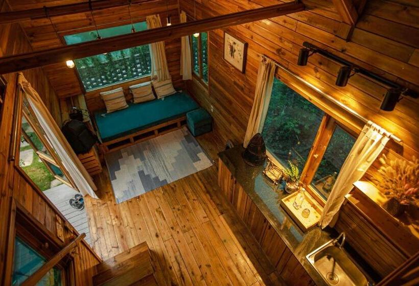 Standard studio with lake view, Blue Lagoon Cat Ba