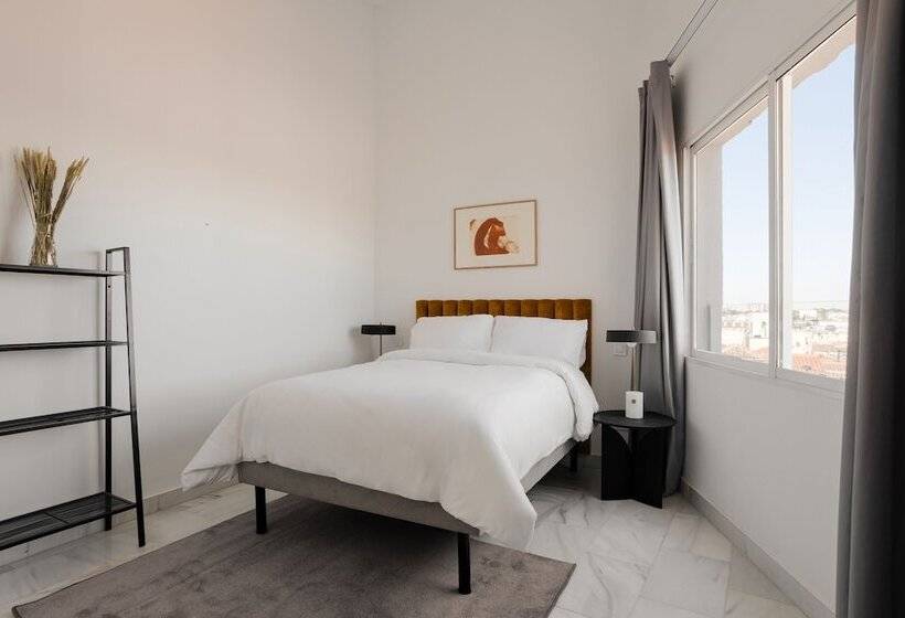 آپارتمان 3 خوابه, Sonder Santa Ana