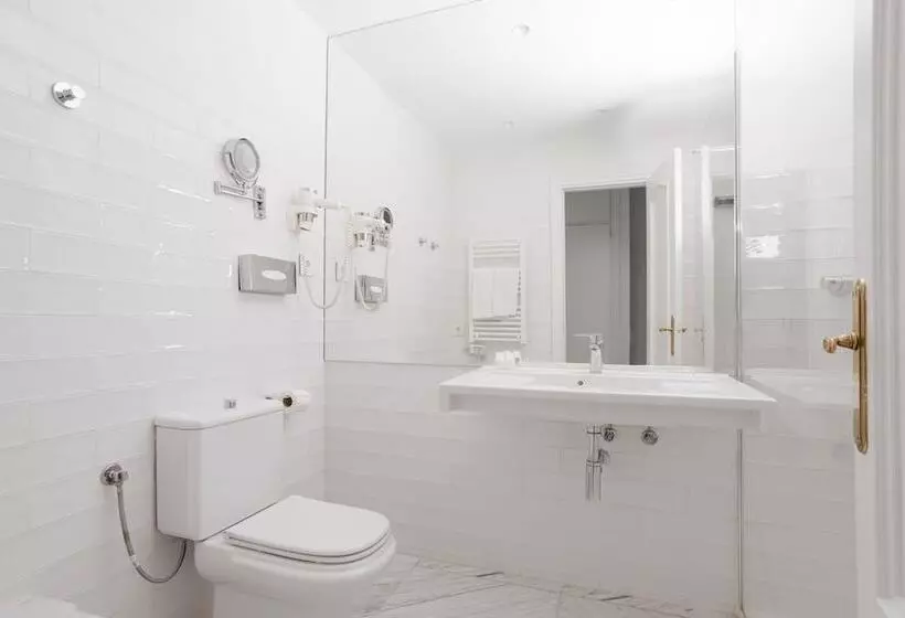 استودیوی استاندارد, Sonder Santa Ana