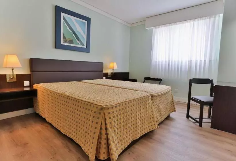 آپارتمان ممتاز دوخوابه رو به دریا, Apartamento Solverde