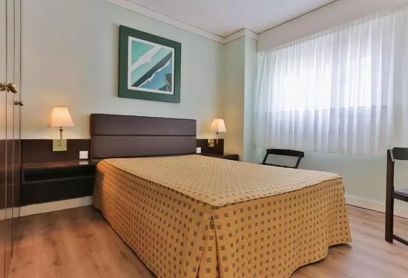 آپارتمان ممتاز دوخوابه رو به دریا, Apartamento Solverde