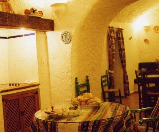 Номер Стандарт, Cuevas Pedro Antonio De Alarcon