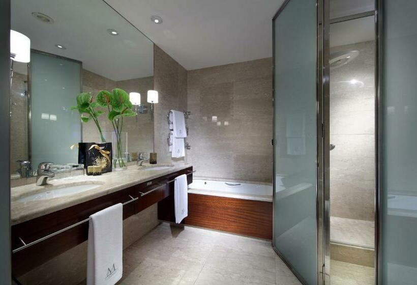 اتاق پریمیوم با بالکن, Eurostars Grand Marina Hotel Gl