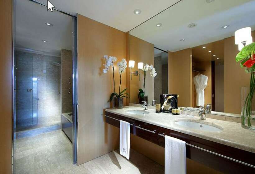 Люкс Вид на Город, Eurostars Grand Marina Hotel Gl