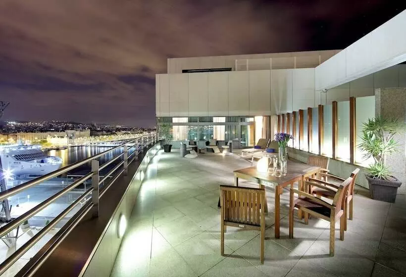 シティビュースイート, Eurostars Grand Marina Hotel Gl