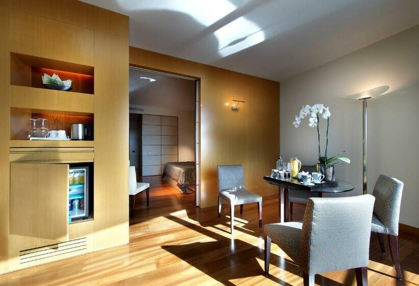 سوییت خانوادگی, Eurostars Grand Marina Hotel Gl