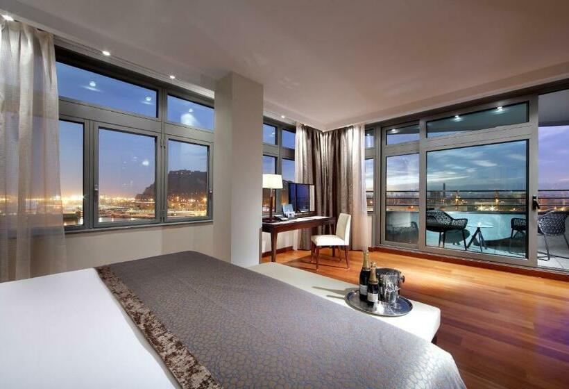 سوییت با چشمانداز دریا, Eurostars Grand Marina Hotel Gl