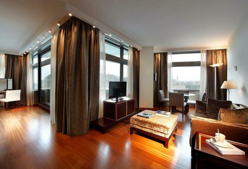 سوییت با چشمانداز دریا, Eurostars Grand Marina Hotel Gl