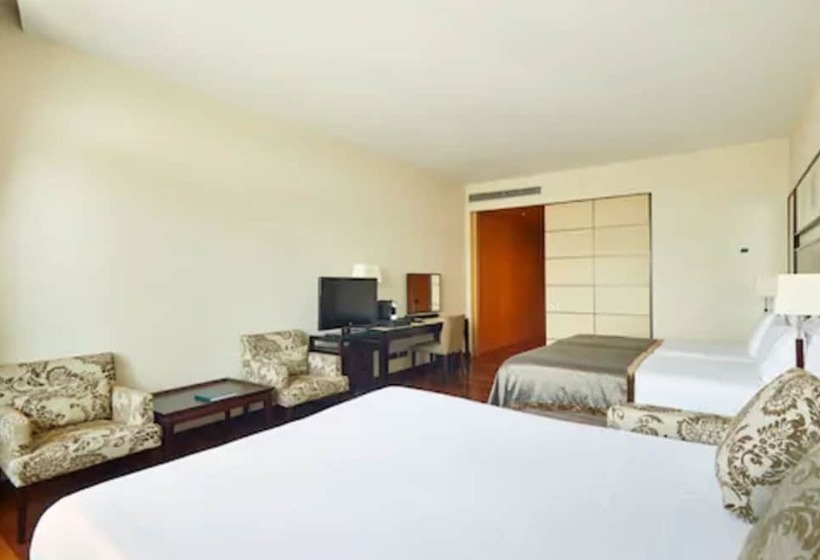 اتاق خانوادگی, Eurostars Grand Marina Hotel Gl