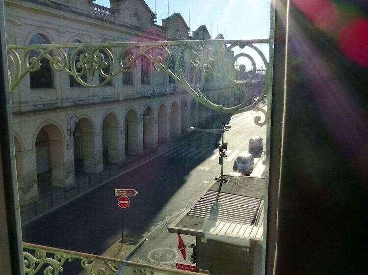 اتاق استاندارد, Abalone  Centre Gare