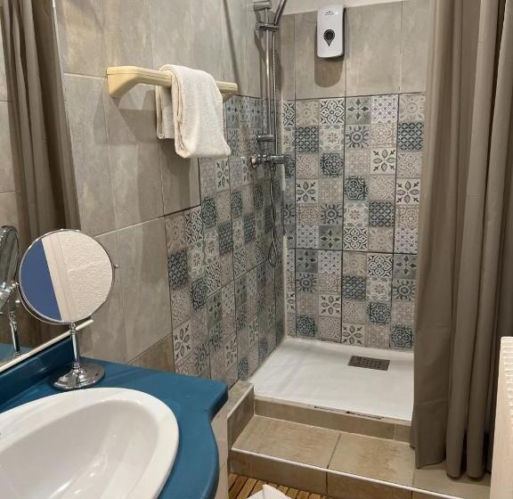 اتاق استاندارد, Abalone  Centre Gare