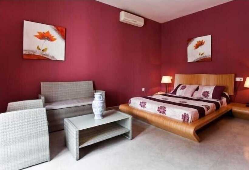 수피리어 룸, Atalaya