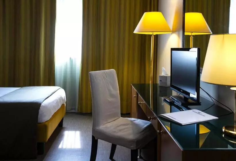 اتاق اجرایی, Bv Hotel Oly