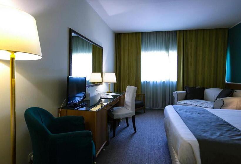 سوییت اجرایی, Bv Hotel Oly