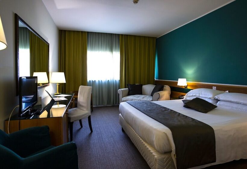 سوییت اجرایی, Bv Hotel Oly