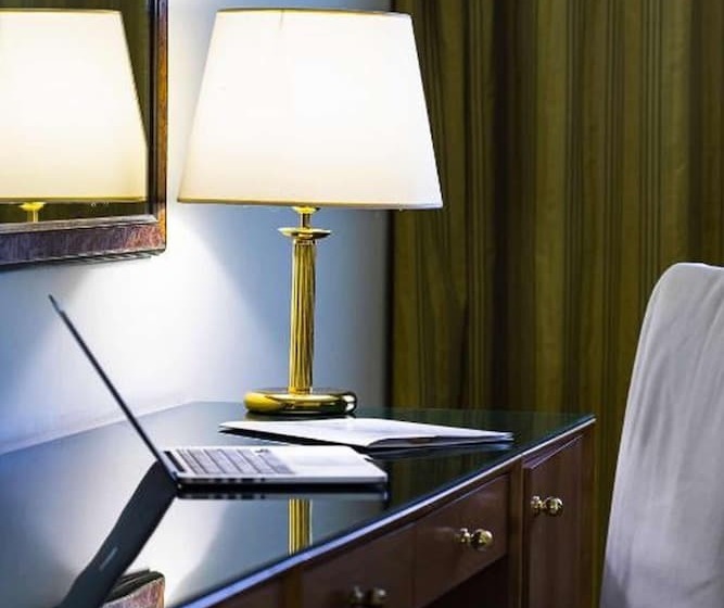 سوییت اجرایی, Bv Hotel Oly