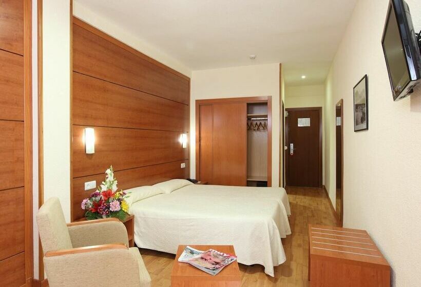 اتاق استاندارد با تخت دوبل, Centro Mar