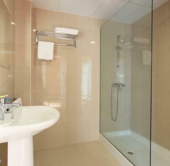 اتاق اکونومی, Centro Mar