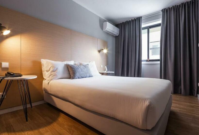 חדר סטנדרט, Cliphotel