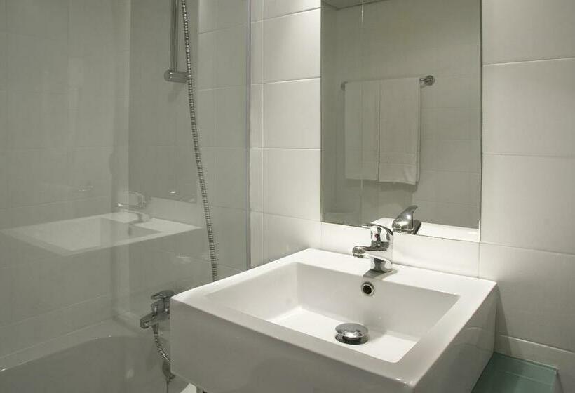 חדר סטנדרט, Cliphotel